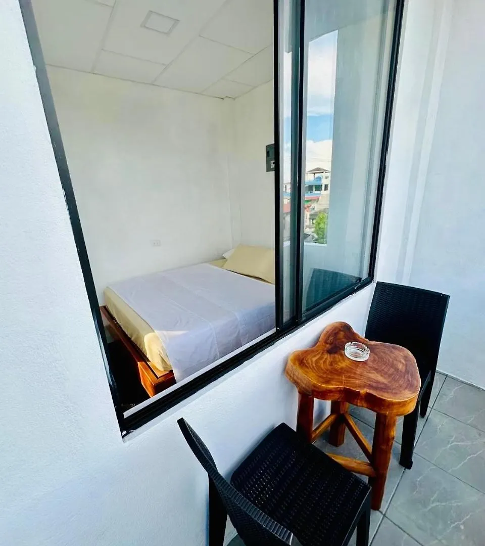 Family-Friendly With Balcony And Terrace Apartment Puerto Ayora